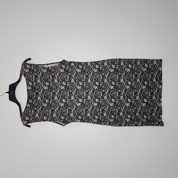 Lace print dress - Picture 4 of 5